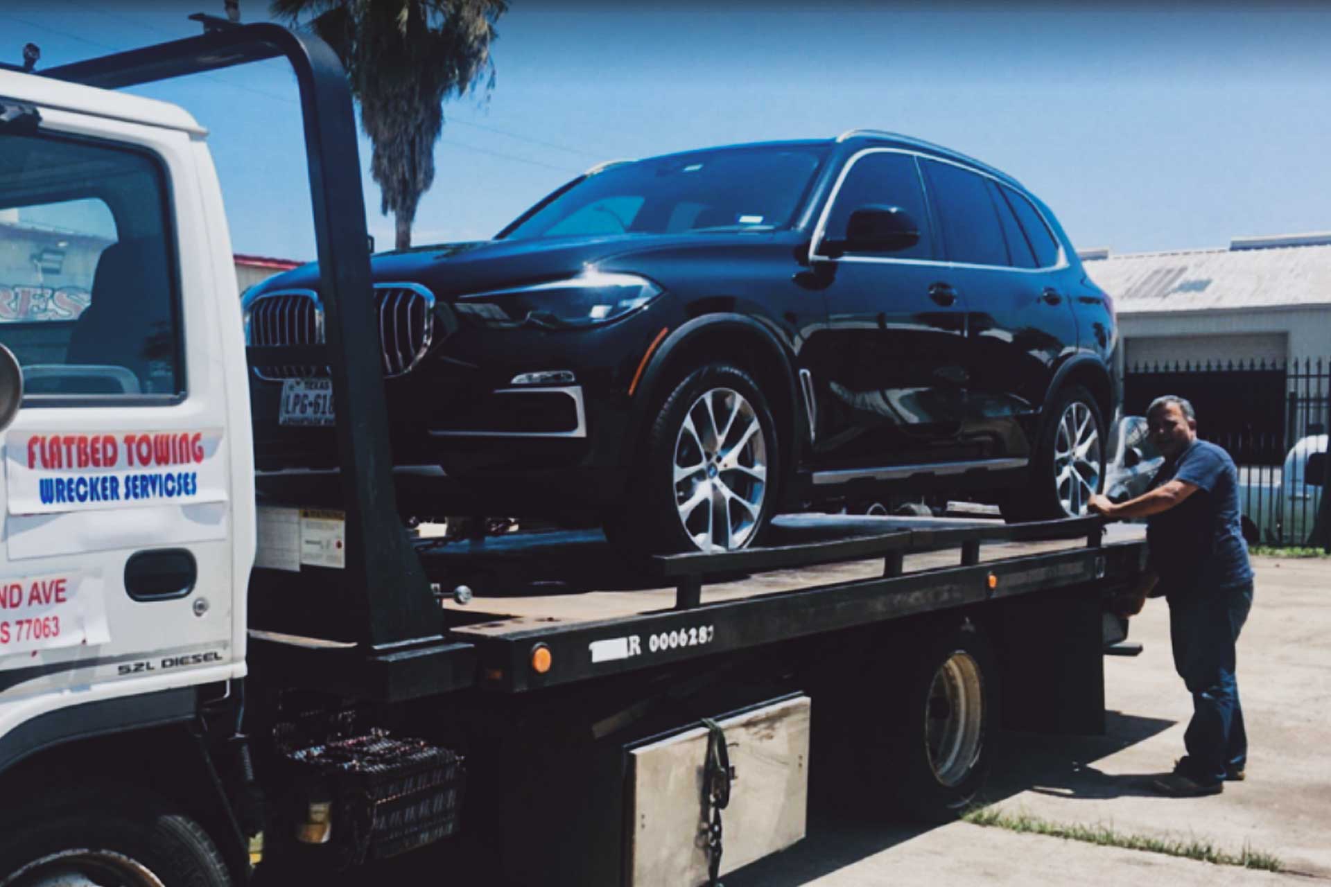 Flatbed Towing & Wrecker Services